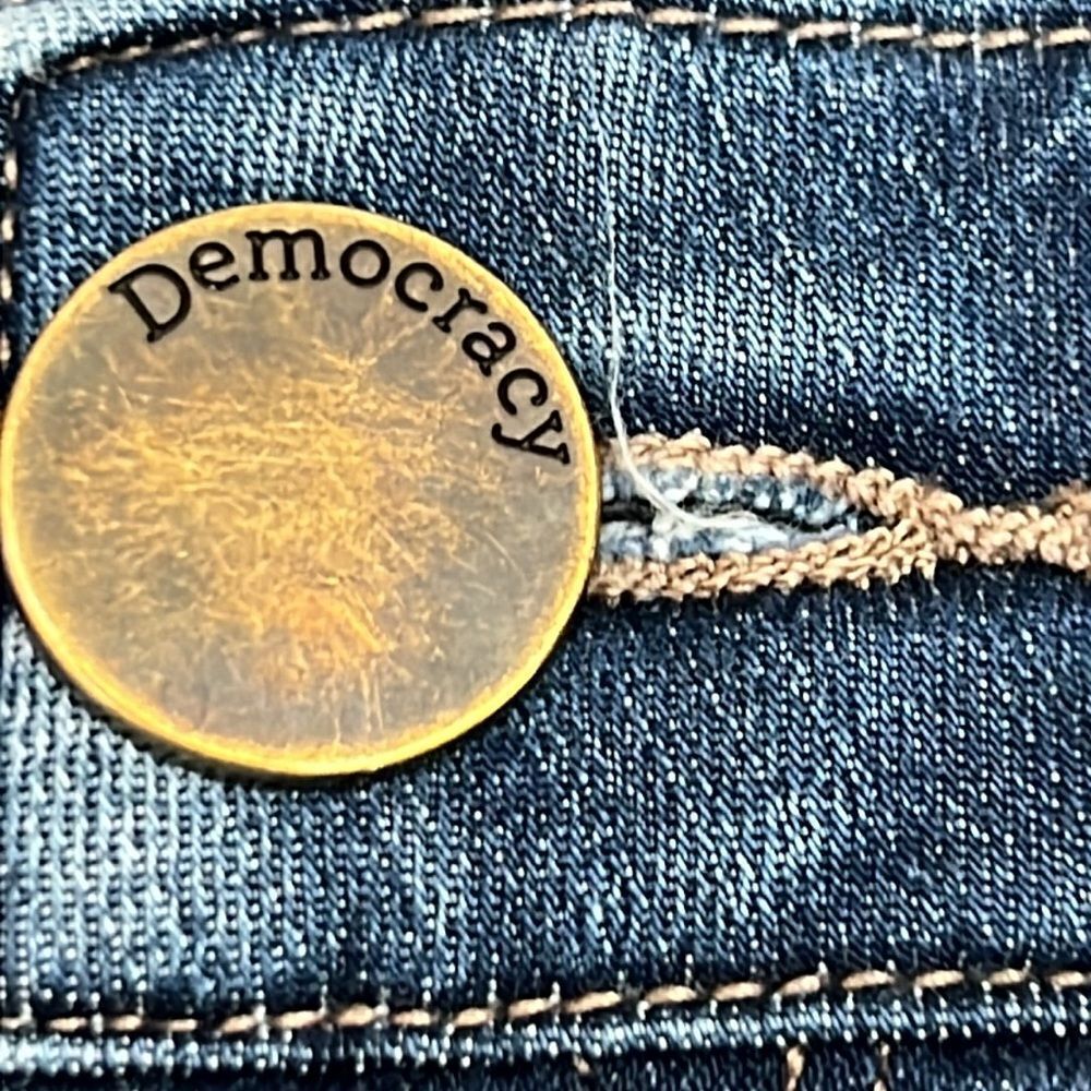 Democracy Jeans Absolution‎ 12 - Picture 8 of 10